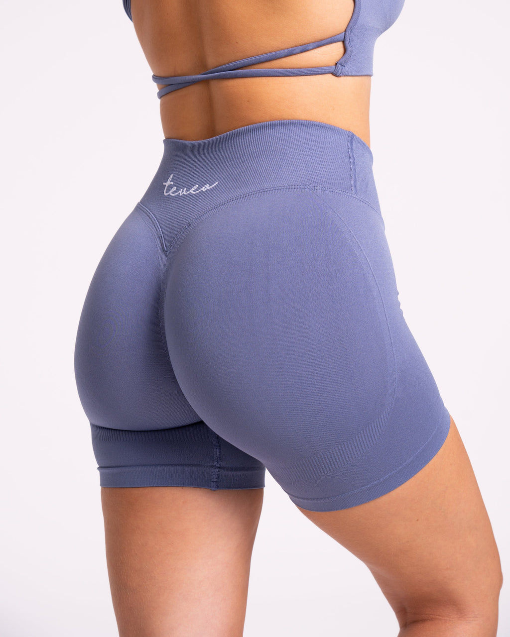 TEVEO V-Shape Şort