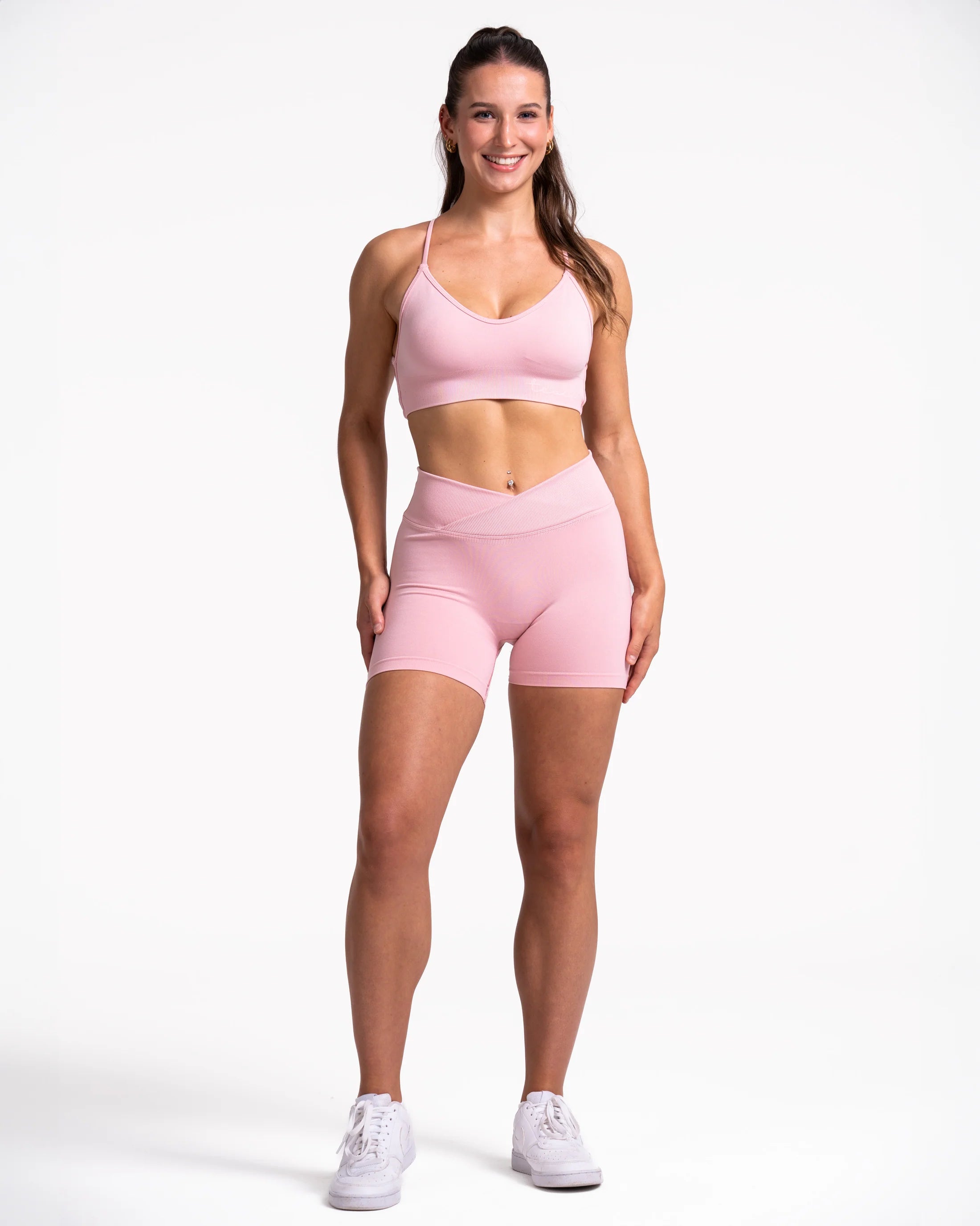 TEVEO V-Shape Şort